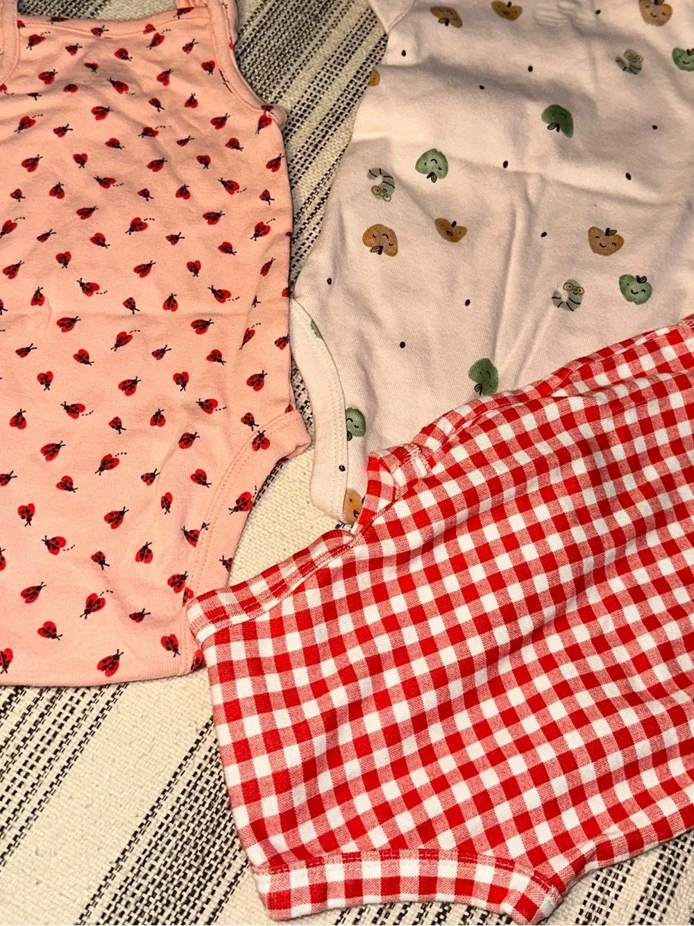 CARTER’S Baby Girl 3M Bundle Like New